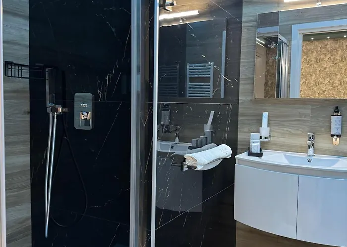 Le Piazza Nuova 4*